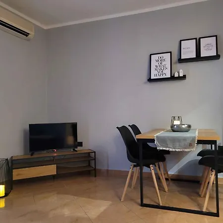 In Rovinj/istrien 11504 Apartment *